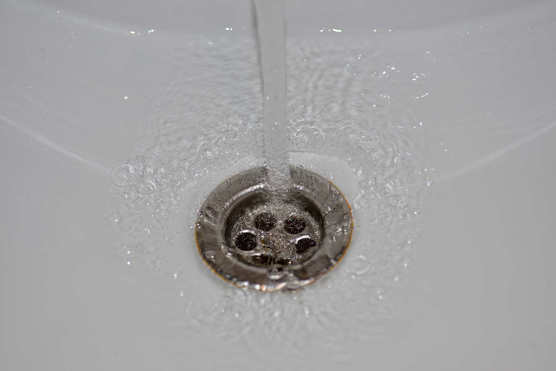 A2B Drains provides services to unblock blocked sinks and drains for properties in Broxbourne.